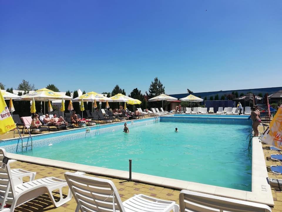 Aqua Party Hotel Victoria  Eksteriør billede